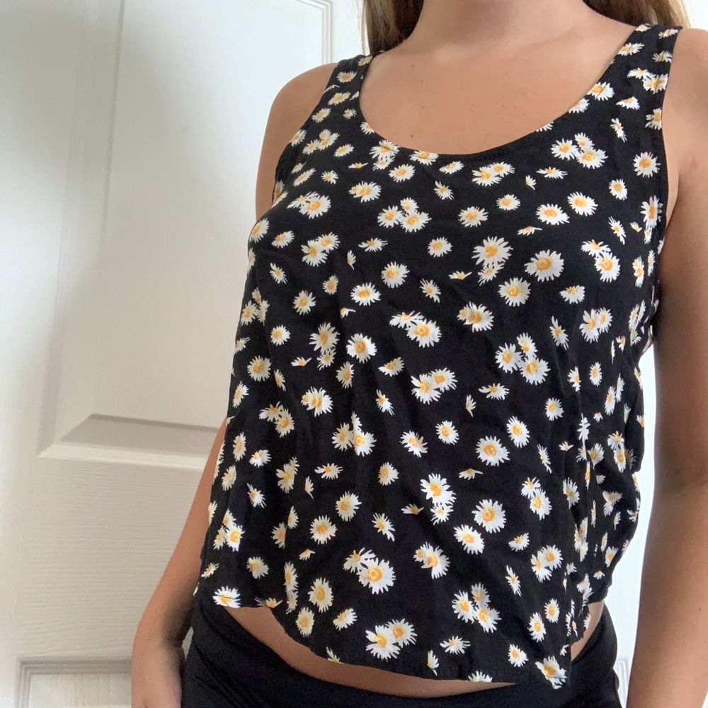 SUNFLOWER TANK TOP